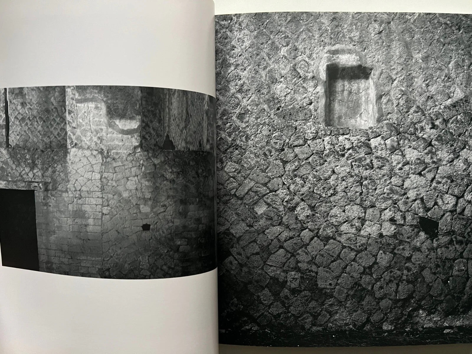 HERCULANEUM MARCELLO DI DONATO 2008 LIBRO FOTOGRAFICO ERCOLANO