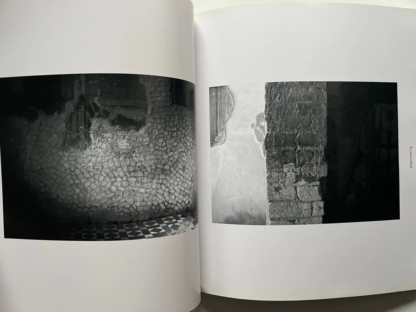 HERCULANEUM MARCELLO DI DONATO 2008 LIBRO FOTOGRAFICO ERCOLANO