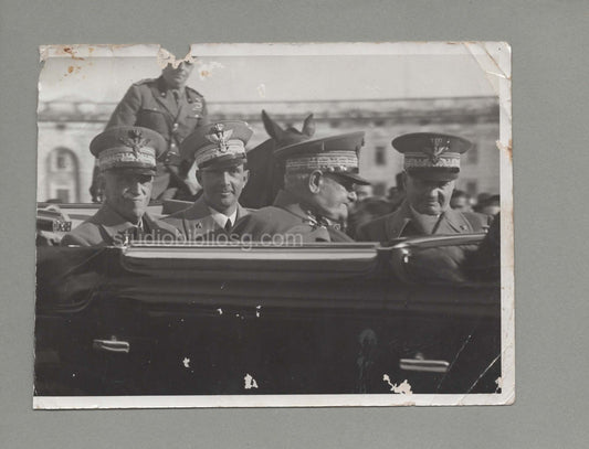 Foto Rara 1935 - Vittorio Emanuele III, Umberto di Savoia, Gen. Baistrocchi - CASERTA Rivista Militare Div. Tevere